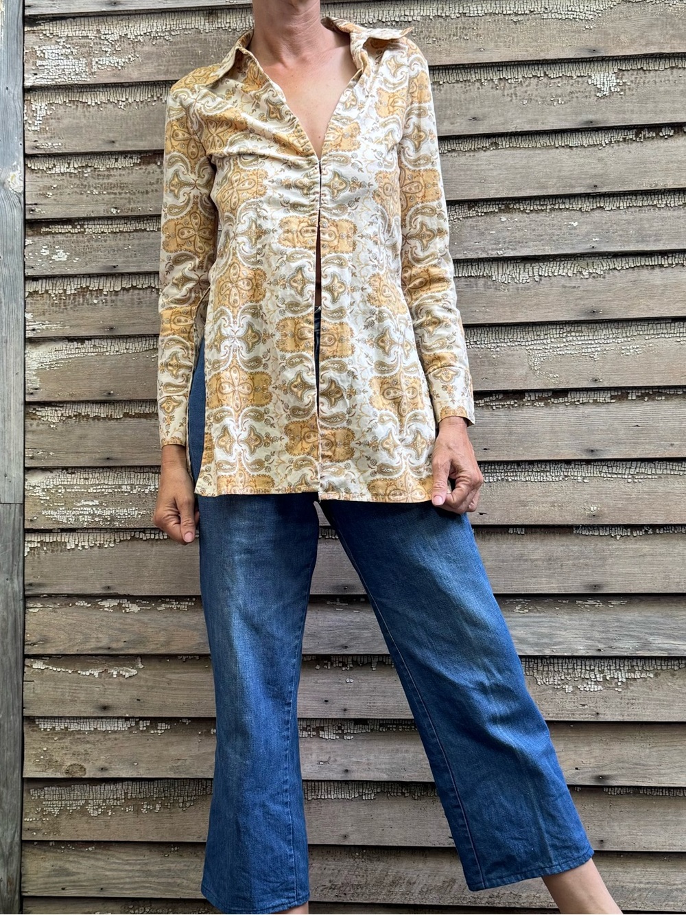 VTG Frenchi Paisley Tunic Shirt in Cream, Tan and Light Blue - Picture 7 of 16